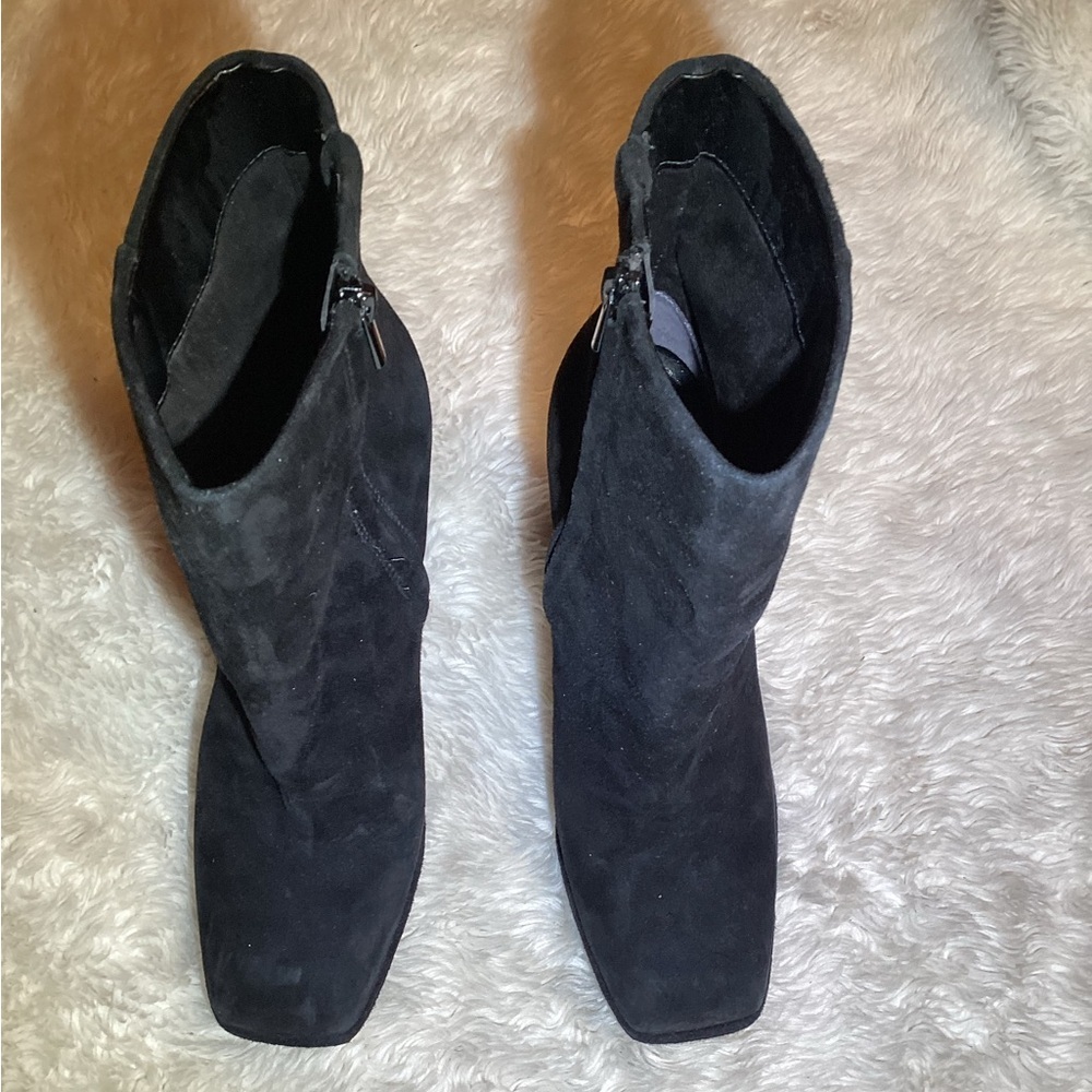 Sam Edelman Black Suede Ankle Boots size 9.5 - Picture 3 of 7